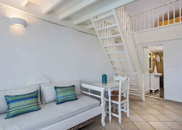 Agnadema * Firosztefáni